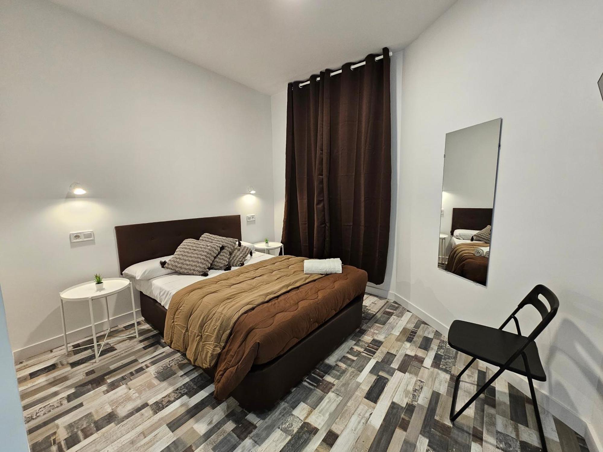 Hostal Andrea Granvia Madrid Bagian luar foto